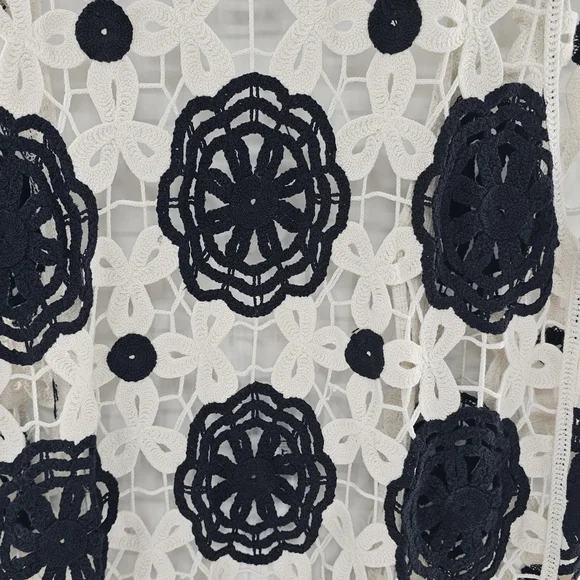 House of Harlow 1960 Black and White Open Knit Crochet Sleeveless Vest One Size - Picture 6 of 12